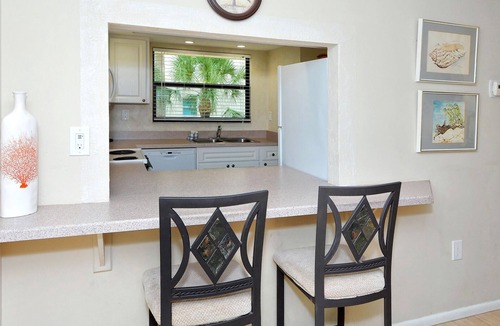 Siesta Key Condo | Location,Location,Location-Beachfront-Your Slice of Paradise-#1 Beach in America