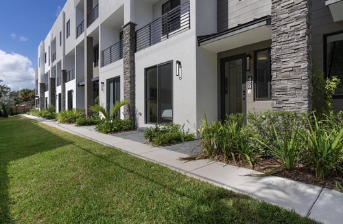 Poinciana Park House | Location Vacation, Heart of Fort Lauderdale, New Construction!