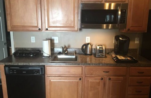 Dixie - Berryhill Apartment | Loft Apartment
