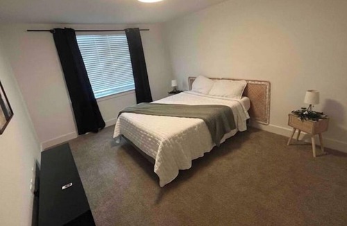 East Side Apartment | Loft w/ 2 double suite 5 minutes walk to belt line