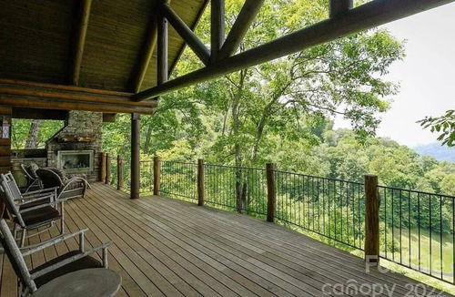 Mountain Air Cabin | Log Cabin 5BR Mountain Views Private Club Access