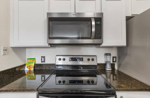South Semoran Condo | London House | Orlando Airport Private Condo