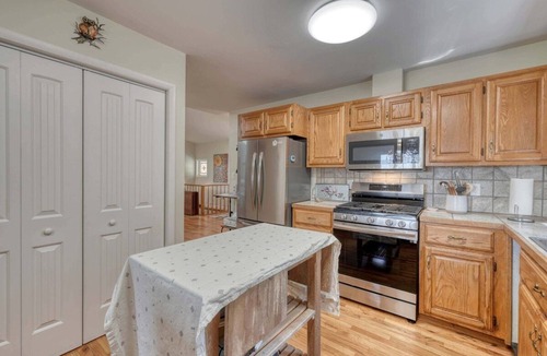 Hayesville House | Longview - Woodburning fireplace