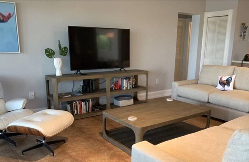 Key West House | Look no further for your slice of Waterfront Paradise!