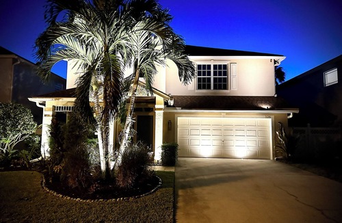 Pine Gardens North House | Looking for a luxurious experience.here it is. Book now.