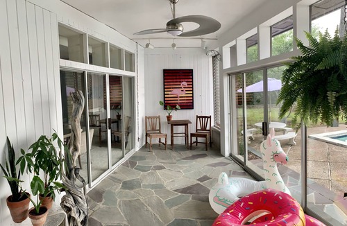 Lookout Mountain House | Lookout Mountain Retro Pad - mountain home getaway