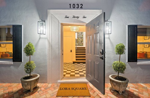 Indian Harbour Beach Apartment | Lora Square