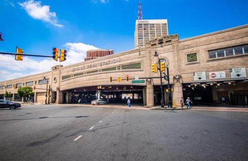 Newark Apartment | Lovely 1 Bed Apartment EZ Access to NY