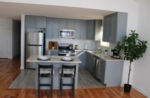 Newark Apartment | Lovely 1 Bed Apartment EZ Access to NY