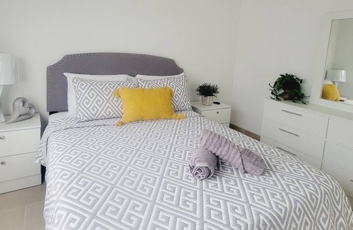 Sailboat Bend Apartment | Lovely 1 Bedroom Unit Near Beach, Las Olas Fort Lauderdale