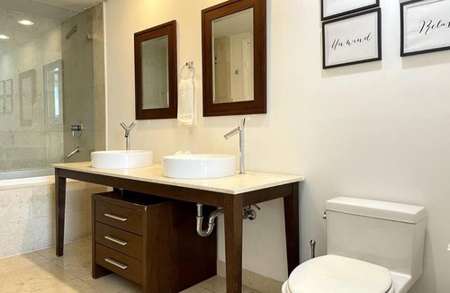 Downtown Miami Apartment | Lovely 1 Bedroom with bay view