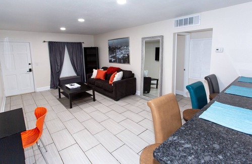 SoHo Condo | Lovely 2-bedroom condo with POOL