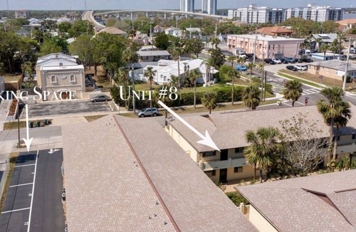 Smith's Memento Condo | Lovely 2 bedroom 1 bathroom condominium minutes from the beach.