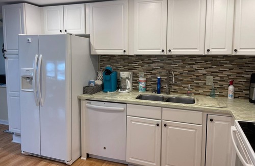 Garden City Cottage | Lovely 2 bedroom 2 bath Rhea Cottage in Oceanside Village
