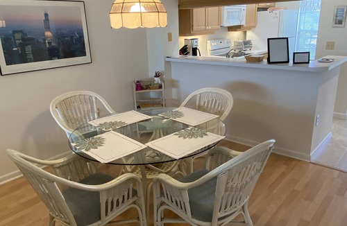 Plantation Condo | Lovely 2-BR Condo w/CC Social Membership
