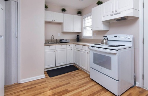 Ponderosa - Wingate Apartment | Lovely 2BR Near Uptown