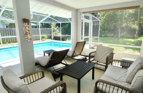 Countryside House | Lovely 3-bedroom pool house with AC in charming Port Orange