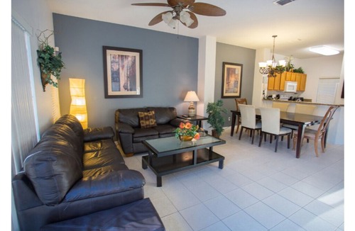West Kissimmee Villa | Lovely 3 BR Villa in Encantada Resort near Disney!