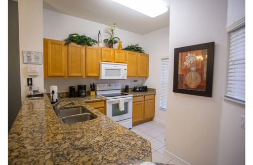 West Kissimmee Villa | Lovely 3 BR Villa in Encantada Resort near Disney!