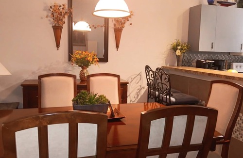 Fedhaven Condo | Lovely bright high ceilings condo