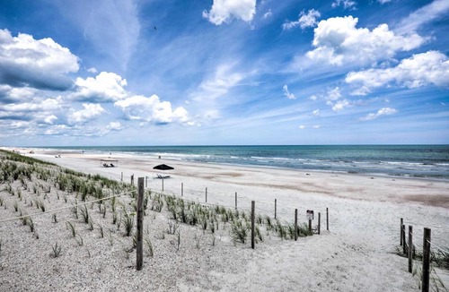 Vilano Beach House | Lovely Coastal Getaway Walk to Vilano Beach!