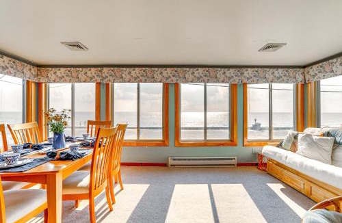 Fortescue House | Lovely Coastal Home By Delaware Bay: Walk to Beach