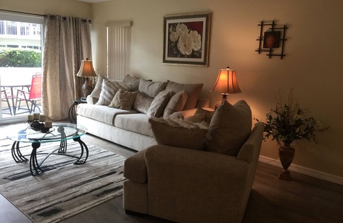 St. Augustine Beach Condo | Lovely Condo On The Beach With Pool And Ocean View - Newly Furnished