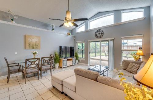 Lake Mary House | Lovely Florida Retreat with Lanai 5 Mi to Riverwalk