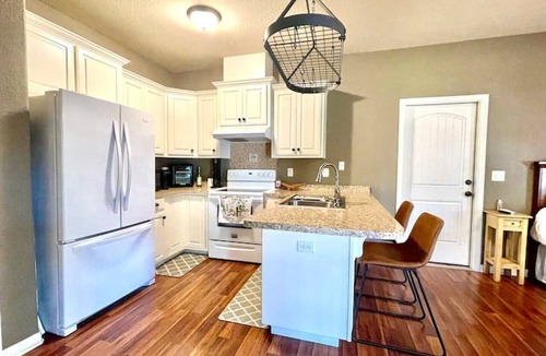 Milton Apartment | Lovely Guest Apartment