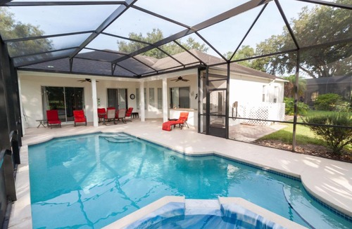 Ridgewood Lakes Villa | Lovely Holiday Home With Private Pool & Jacuzzi
