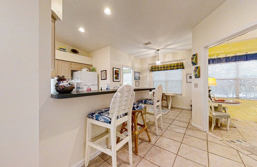 Amelia City Condo | Lovely Home in Summer Beach Village - Steps to Beach & Community Pool