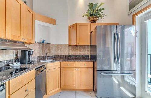 Palm Coast Condo | Lovely Oasis Condo | Balcony with Courtyard Views | European Village | Near Beaches & Dining