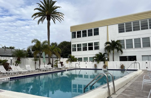 Bay Esplanade Condo | Lovely renovated condo with water views, great value for outstanding amenities
