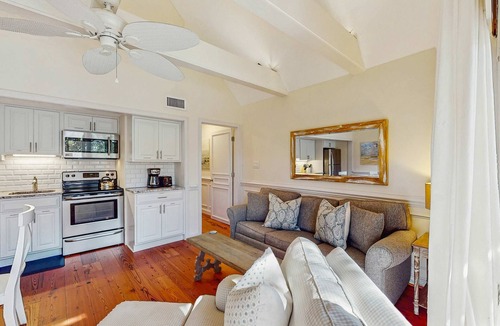 West Beach Village House | Lovely second-floor villa w/great location – walk to beach, golf & activities