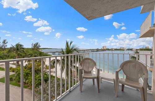 Fort Myers Beach Apartment | Lovers Key Beach Club 301, 1 Bedroom, Beach Front, Pool, Sleeps 4