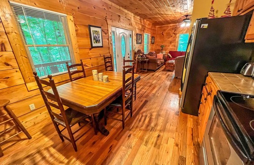 Warrensville Cabin | LOW SPRING RATES! River Phoenix - Creekside & Waterfall Wi-Fi & Pet Friendly!