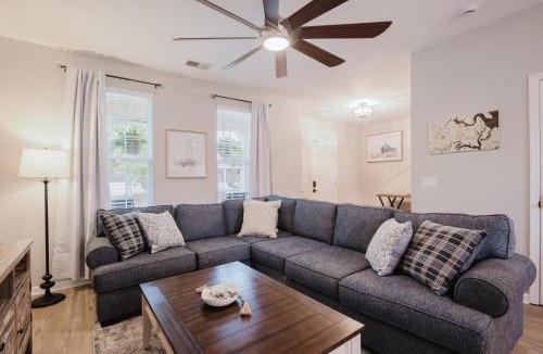 Bluffton House | Lowcountry Lodge! In the heart of historic Old Town Bluffton SC