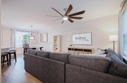 Bluffton House | Lowcountry Lodge! In the heart of historic Old Town Bluffton SC