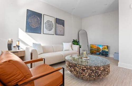 Dupont Circle Bed & Breakfast | Lux 2BD Apartment in Dupont Circle Washington DC