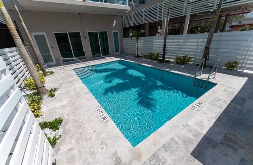 Parkside Apartment | Lux 3BR City-View Retreat in Hollywood, 2nd Floor