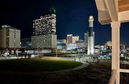 Atlantic City House | LUX LIGHTHOUSE LOOKOUT llc
