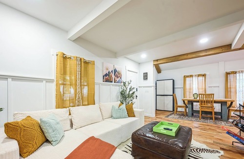 Ellijay Cabin | Lux Mountain Cabin-Hot Tub-Fire Pit-Wineries-Walk to Downtown