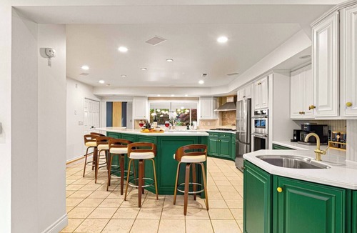 Fletcher Villa | Lux Nature Villa |Hot Tub + Theater + Games + Spa!