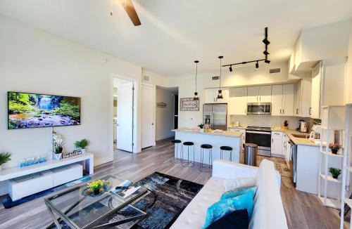 West Palm Beach Apartment | Lux place and cozy 3Beds 2Rooms enjoy life in WPB Gym, EV Station Nearby the downtown and beaches