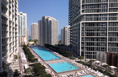 Downtown Miami Apartment | Lux Stays Iconbrickell Miami Downtown
