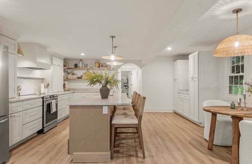 Hendersonville House | Luxe 3BR w Private Waterfall 15 min to Town
