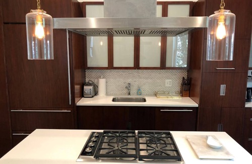 Capitol Hill Villa | Luxe 5BR/3BA, 2 Blks to Capitol & Metro