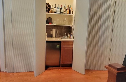 Boerum Hill Apartment | Luxe Brooklyn Brownstone Duplex 2.5 BR+2.5 Bath with Huge Private Garden Dogs OK