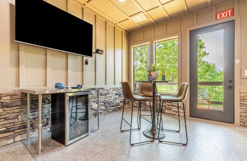 Pittman Center Cabin | Luxe Design New Build | Indoor Pool, Spa, Arcade, Firepit | Rambling Ridge Lodge