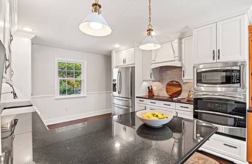 West Bradenton House | Luxe Escape: Fire Pit, Pool, Golf near AMI & IMG